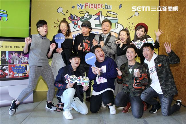 吳宗憲出席好玩網站開站掛牌儀式。（記者邱榮吉/攝影）