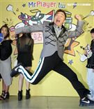 吳宗憲出席好玩網站開站掛牌儀式。（記者邱榮吉/攝影）