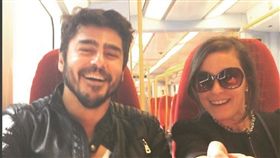 盜圖,Emma Perrier,以圖搜圖,Adem Guzel,APP,見面,受騙,交往,戀愛 圖／翻攝自Emma Perrier IG https://goo.gl/gr3zGg