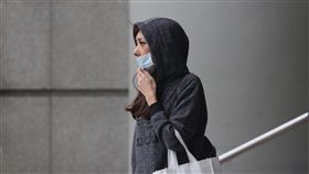 淡水清晨19.4度　天氣轉涼中央氣象局觀測，淡水21日清晨2時28分氣溫降至攝氏19.4度，是2017年入秋以來平地新低溫，提醒民眾做好保暖措施避免著涼。中央社記者徐肇昌攝　106年10月21日