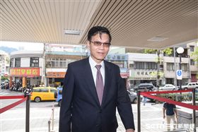 士林地院25日上午傳喚被告翁啟惠、張念慈到庭，進行審理程序。 圖／記者林敬旻攝