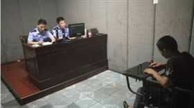 大陸14歲少年行竊狠心殺害82歲老翁，犯案後竟若無其事回到學校晚自習。（圖／翻攝微博）