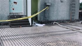 警方封鎖現場展開調查。（圖／翻攝畫面）