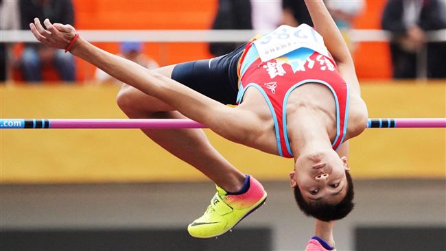向俊賢2公尺14摘金　五連霸不滿意