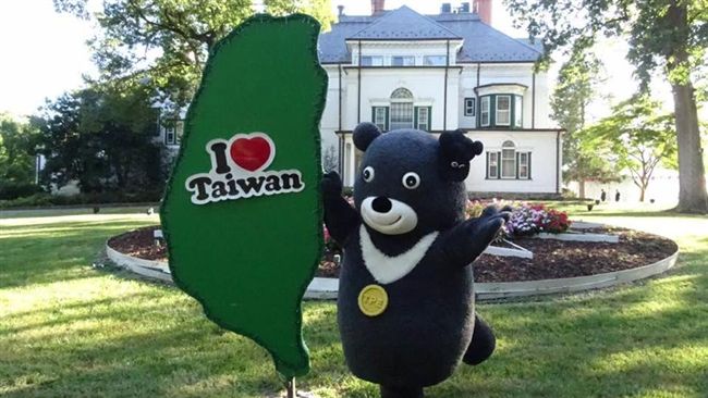 熊讚登國外旅遊網　被讚亞洲超級巨星