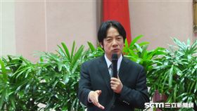 行政院長賴清德接見金商獎中外得獎企業及相關獎項得獎單位。（記者盧素梅攝）