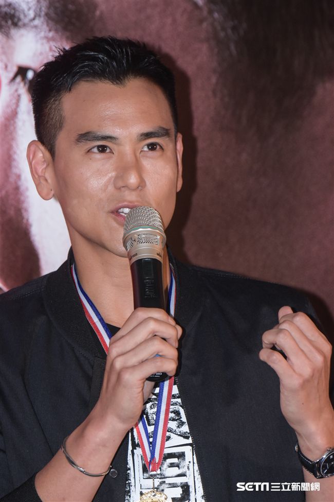 彭于晏出席《翻滾吧！男人》首映記者會 圖／記者林敬旻攝