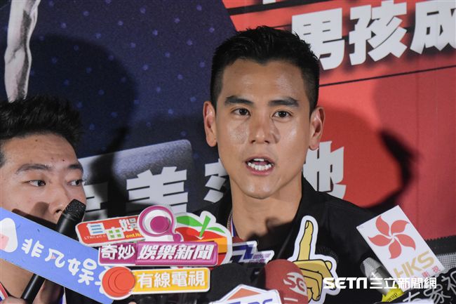 彭于晏出席《翻滾吧！男人》首映記者會 圖／記者林敬旻攝