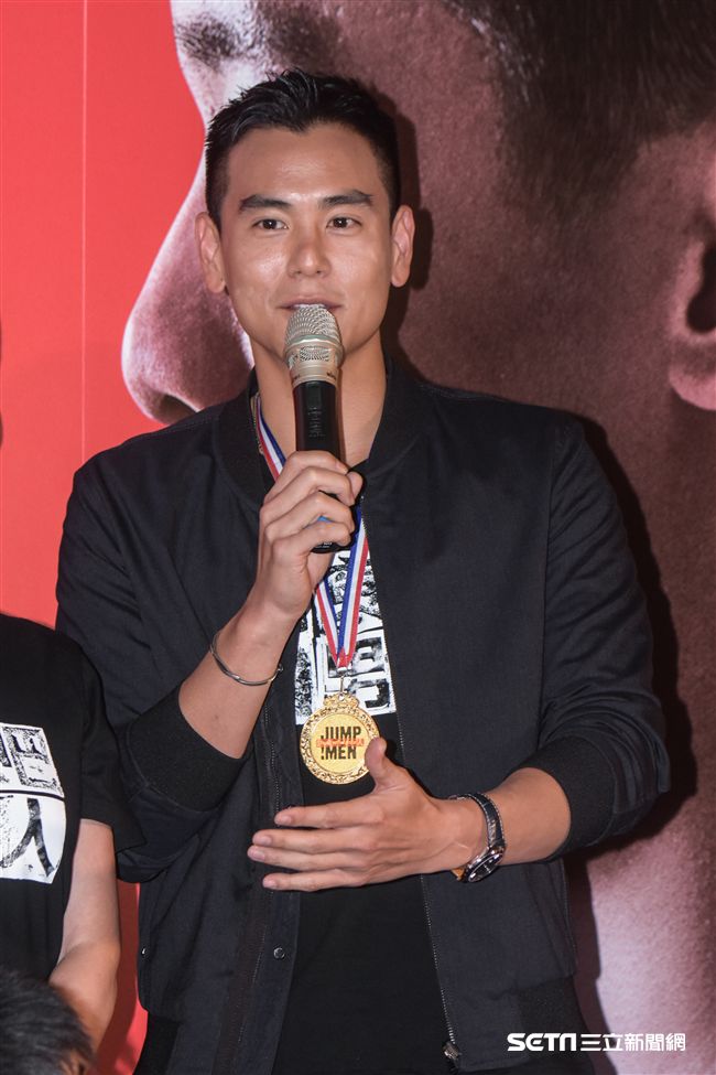 彭于晏出席《翻滾吧！男人》首映記者會 圖／記者林敬旻攝