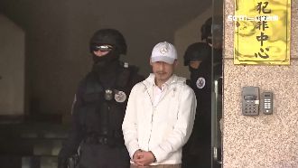 江欽良交保後首露面　下午將控告檢警