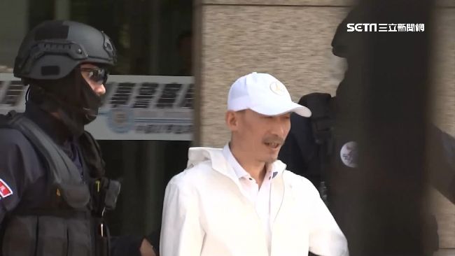 小潘潘夫涉詐貸11億　保險箱曝光了
