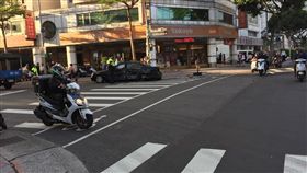 公車撞汽車　爆料公社