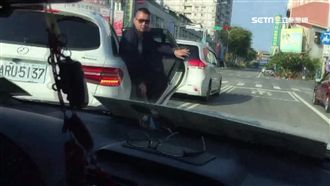 十分籌千萬交保　護江欽良車隊擋媒體