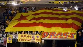 加泰隆尼亞宣布獨立／Dracs 1991‏ TWITTER