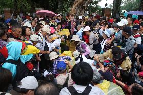 北市敬老活動未規劃排隊動線　民眾推擠