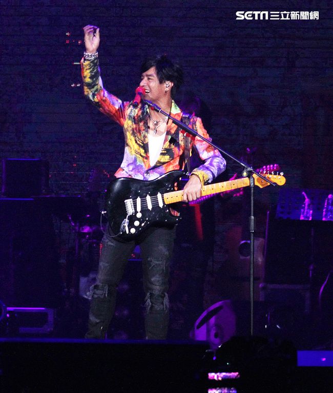 2017動力火車-跟動力合唱台北小巨蛋演唱會。（記者邱榮吉/攝影）