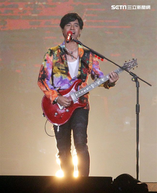 2017動力火車-跟動力合唱台北小巨蛋演唱會。（記者邱榮吉/攝影）