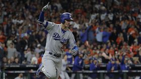 ▲洛杉磯道奇強打Cody Bellinger不僅跑回追平分、也送回超前分打點。（圖／美聯社／達志影像）