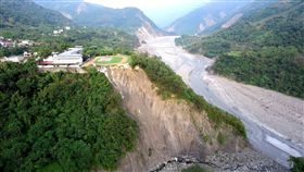 高雄,桃源鄉,興中國小,斷崖,梅姬颱風,陳惠武 圖／翻攝自陳惠武臉書