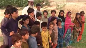 生小孩,妻子,巴基斯坦,Gulzar Khan,自然,伊斯蘭教 圖／翻攝自YouTube https://goo.gl/pyX5Ko