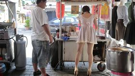 早餐吃麵線…驚見超辣老闆娘　這風景讓他「啊斯」待到收攤
翻攝自報廢公社臉書