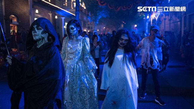 恐怖電影角色齊聚　萬聖活屍派對登場