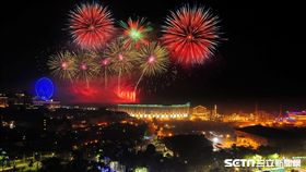 義大世界,跨年,煙火秀,焰火。（圖／義大世界提供）