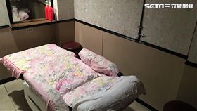 土城中華路的理髮廳因經營不善，竟雇用4名超過60歲的女理髮師，替男客從事半套性交易服務，警方循線逮獲6人到案，訊後將潘女依妨害風化罪送辦，其餘4名女理髮師則依社維法裁罰（翻攝畫面）