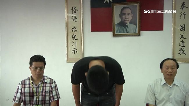 公務員辱警遭解雇　法院判復職加賠償