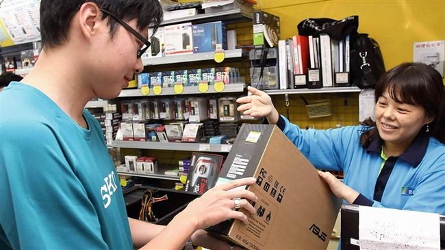 網購這麼夯…良興電子2招逆勢崛起！