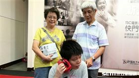 亞芬出生3個月大時，會出現像是受驚般的抖動，當時父母親以為只是受到驚嚇，就醫診斷竟是罹患罕病「結節硬化症」。（圖／記者楊晴雯攝）