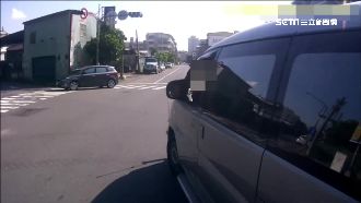 要重機待轉　駕駛2度逼車遭罰1萬8