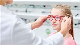 配鏡,眼鏡,眼科,假性近視,近視,視力,驗光,弱視／達志影像／美聯社