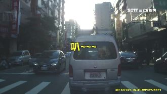 提醒左切車注意　駕駛叭一聲慘遭痛毆