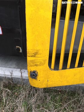 公車,萬華,引擎蓋,螺絲