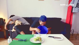 嘔吐果啥味道？網紅試吃崩潰喊不錄了