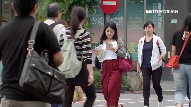 批踢踢當機　台大生嘆：考古題沒得看