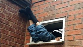 英國,伯明罕,小偷,抽風口,通風口,DFC Chicken　圖／翻攝自推特