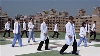 榮總跳抖肩舞　院長「快中風」掀高潮