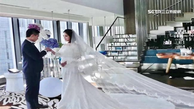 秦偉之亂暴紅！濱小步婚戒送改就丟了