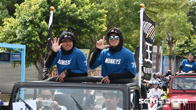 ▲桃猿封王遊行　。（圖／記者王怡翔攝）