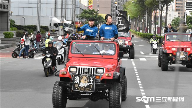  ▲桃猿封王遊行　。（圖／記者王怡翔攝）