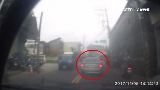 拒檢撞警車落跑！新北上演警匪追逐戰