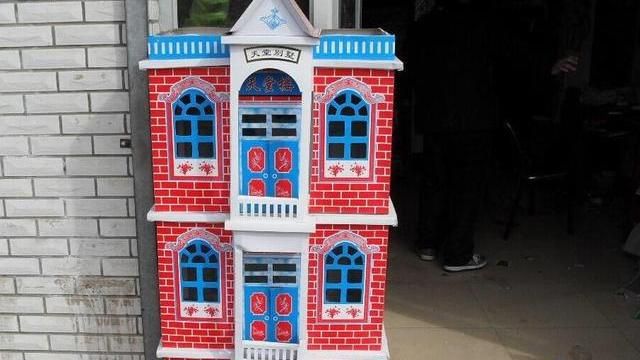 兒勞作要交紙板屋　超狂老爸竟這樣做