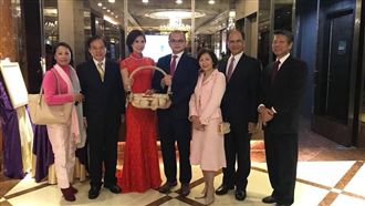 游錫堃兒結婚　網友驚：得到爸爸真傳