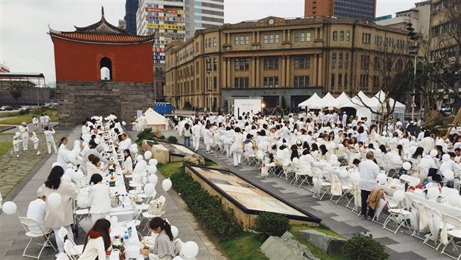 白色野餐年度盛典 一級古蹟共襄盛舉