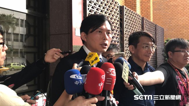 喬貸款給慶富　黃國昌告簡太郎涉貪汙