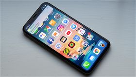 iPhone X
https://www.flickr.com/photos/williamhook/26388870449/in/photolist-GcTRNZ-aJtAuv-rvfc5M-r3kEKM-SLE6TK-7v7bvn-SXYqYa-bD79eg-WAiwim-VAJeGw-8VEpG3-fwcY1K-9poach-6R3epA-dvpmoK-UCXqdQ-dPKPfY-D3rY6