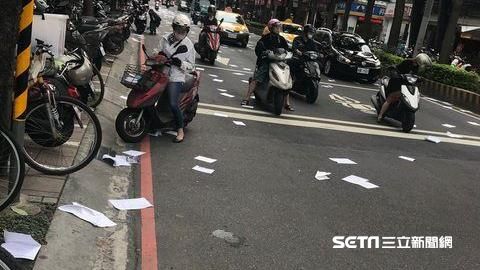 文件地上撿？民眾：超北市長出來面對