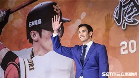 陽岱鋼返台記者會。 圖／記者林敬旻攝